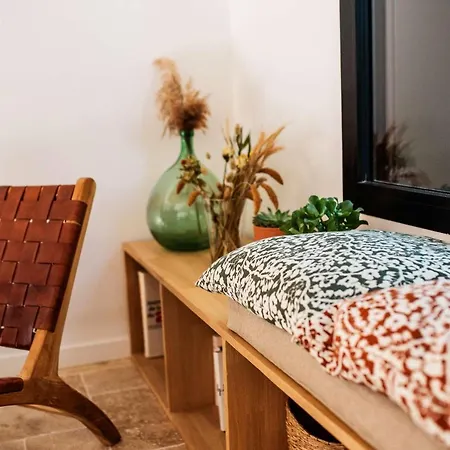 Dans Les Arbres Lanta