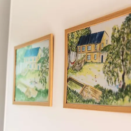 Hotell Dans Les Arbres