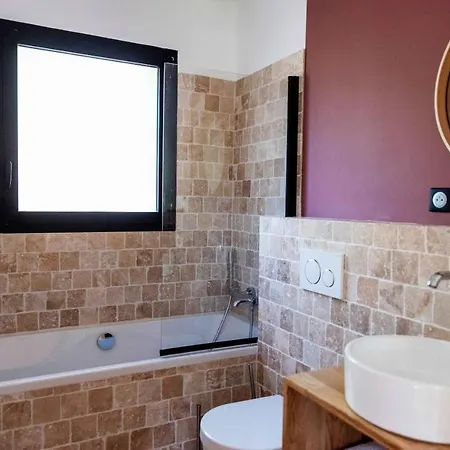 Hotell Dans Les Arbres