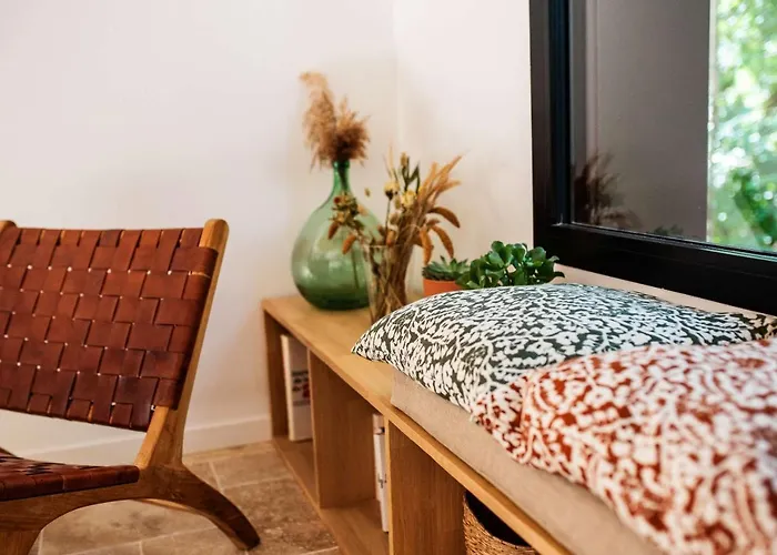 Dans Les Arbres Lanta