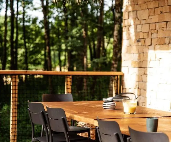 Dans Les Arbres * Lanta