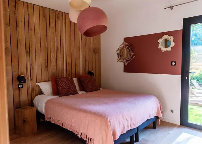 호텔 Dans Les Arbres Lanta