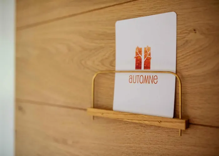 호텔 Dans Les Arbres Lanta