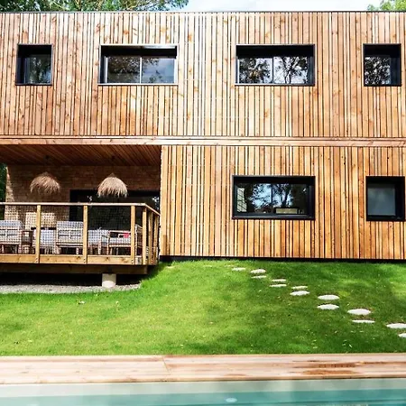 Hotel Dans Les Arbres *