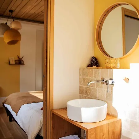 Dans Les Arbres Hotel Lanta